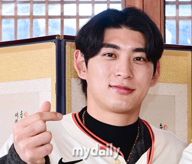 “멘탈 무너졌다, 솔직히 자신감 떨어졌다…” 이정후 고백, SF 감독에게 ‘좋은 야구선수’ 다짐했다[MD인천공항]