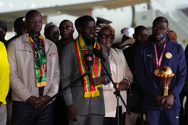 아프리카 우승 세네갈 축구대표 전원, 대통령으로부터 해변 부지 1500㎡씩 받아