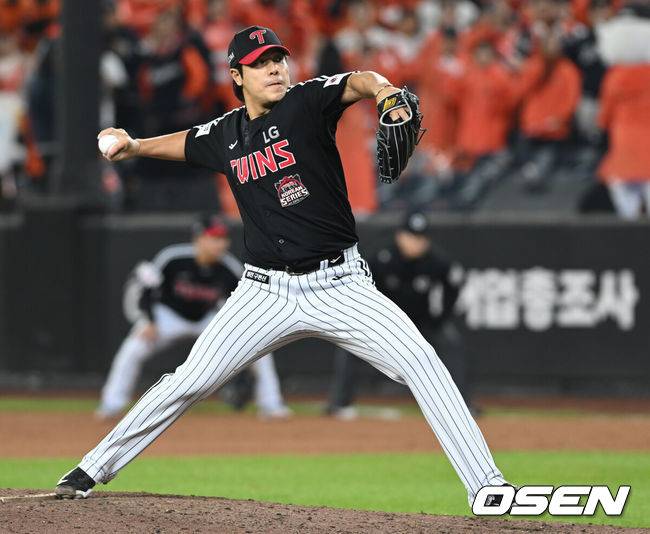 ‘홍창기가 아니네’ LG 최초 다년계약, 41세 김진성 2+1년 16억 '대박'...홍창기, 5억2천만 1년 계약 [공식 발표]