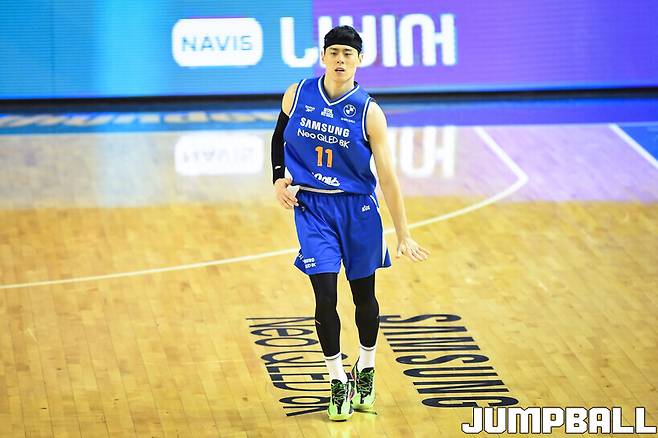 “항상 추리닝 입었는데…멋있는 시계와 청바지를!” 이관희, 니콜슨과 의문의 데이트