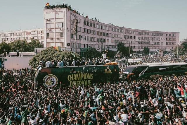 우승했더니 1인당 현금 2억에 땅 450평 보너스… 세네갈 대통령이 화끈하게 쏜 포상,