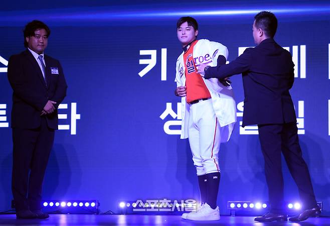 ‘학폭’ 사과 한마디가 그렇게 어렵나…박준현, 끝내 묵묵부답 출국→언제까지 기다려야 할까 [SS이슈]