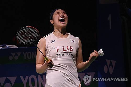 안세영, 이 정도야? '中 자존심' 와르르 무너뜨린다…딱 1명 남았다→올여름 중국 배드민턴사 전부 'AN 발 아래'