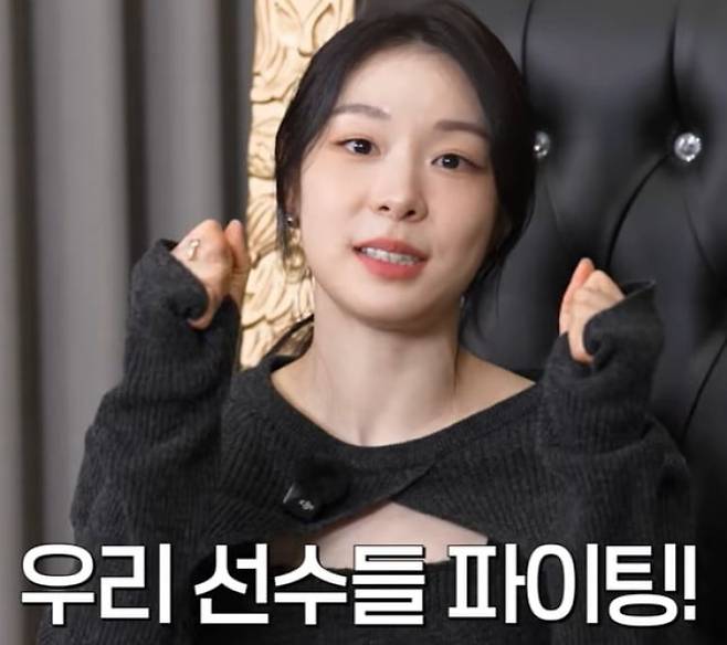 “인사만 했을 뿐” 김연아, 日 아사다 마오와 거리 둔 이유 밝혔다