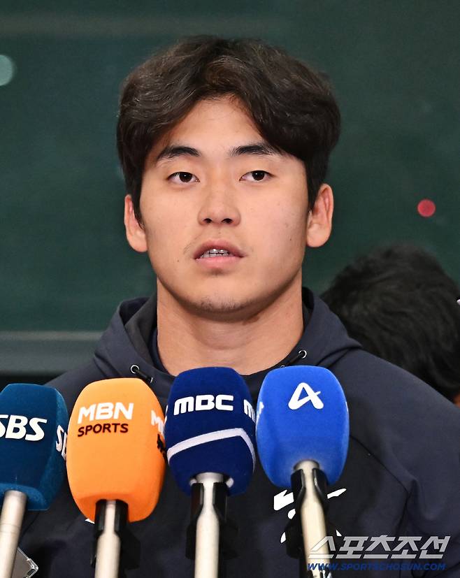 163㎞ 미국산 싱커 온다! 韓최고 마무리의 진심