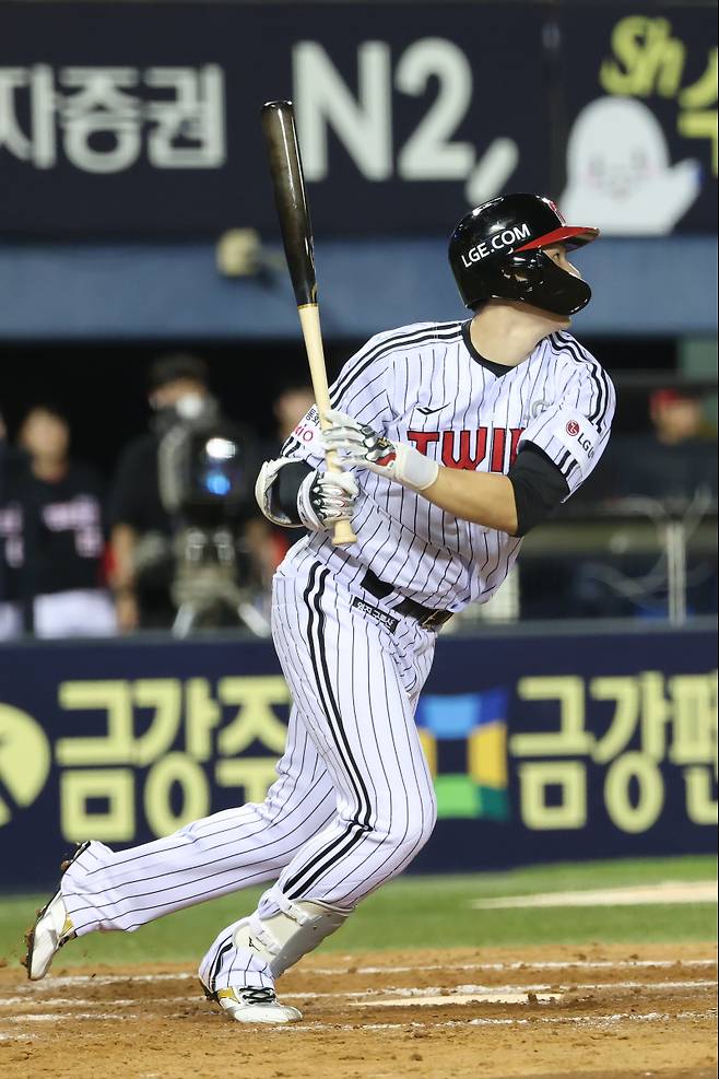 노시환과 달랐다, '예비 FA 프리미엄' 못 누린 출루왕...다년계약은 추진 중