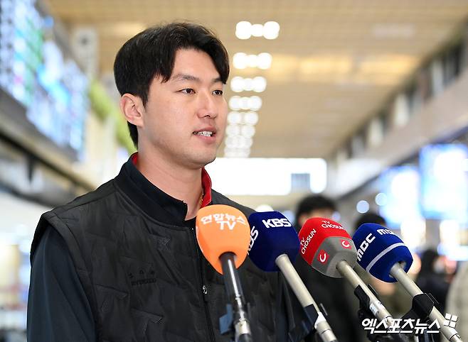 '15억 포기→KIA행' 홍건희 직접 밝혔다…