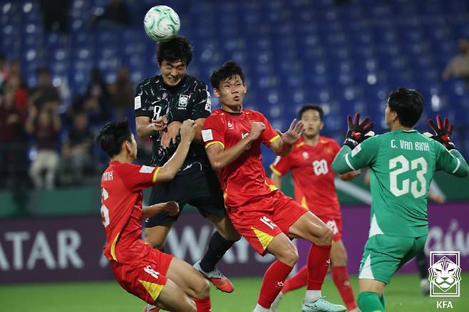 韓 역대 최초 굴욕, 결국 피하지 못했다→차마 웃지 못한 '적장' 김상식...이민성호, 승부차기 끝에 U-23 아시안컵 4위 마감
