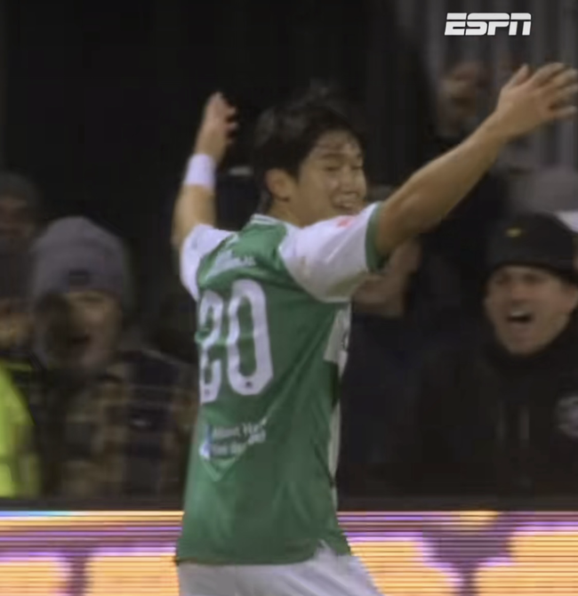 ‘손흥민이 보였다’ 윤도영 미친 코너킥 데뷔골 폭발…네덜란드 2부 임대는 전진 위한 후퇴였다