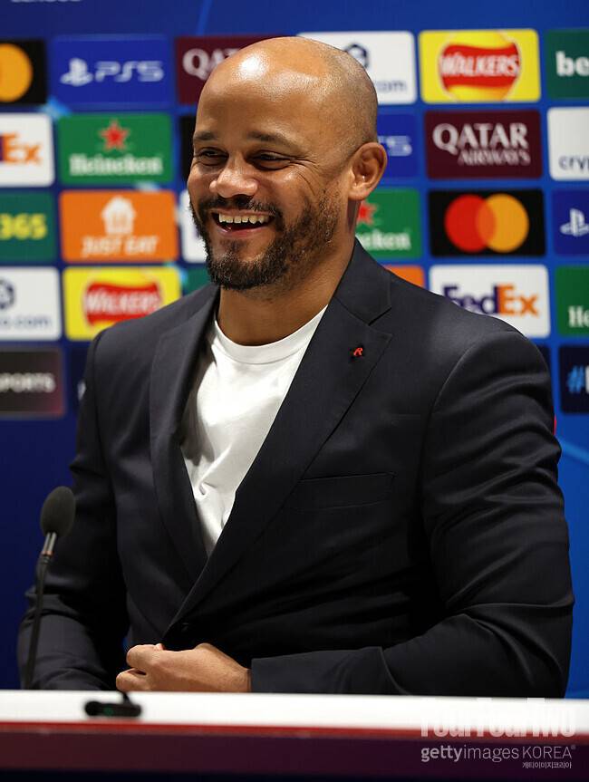 콤파니가 김민재에게 죽어도 화내지 않았던 이유…“경기장서 욕설 뱉는 내 모습을 자식들이 보더라”