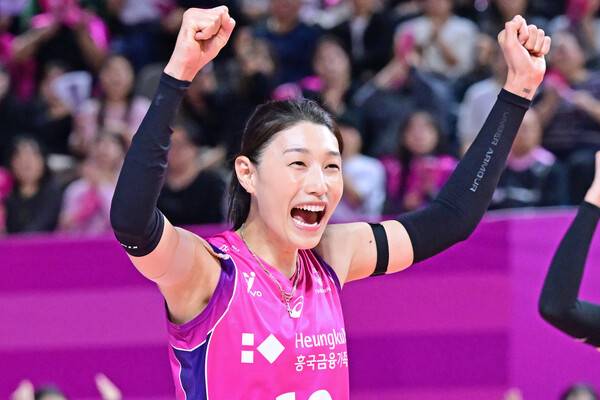 황택의가 12억원 받는데 김연경 7억원이 말이 되나? 프로배구 몸값 성차별, 성평등부 나섰다