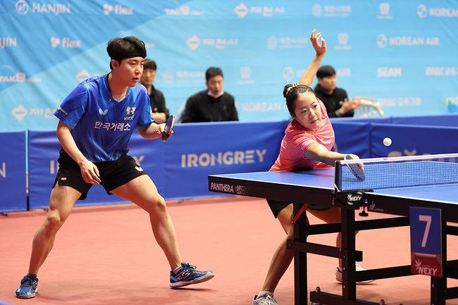 천신만고 끝에 고비 넘겼다…임종훈-신유빈, 풀게임 역전승