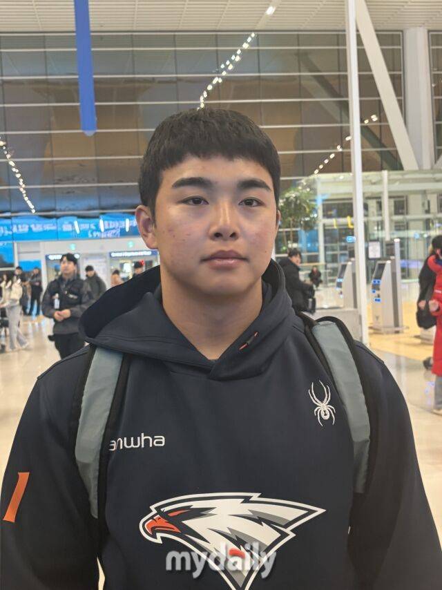 '연봉 161%↑' 한화 국대 외야수는 왜 깜짝 놀랐나…320억 다저스맨은 다르다