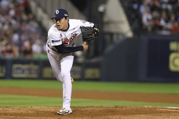 감독이 '콕' 찍었다! 52억 FA 대박 계약→7년 전 17승 기억 재도전?