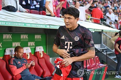 '250억' 김민재, 亞 연봉 1위 포기할까…