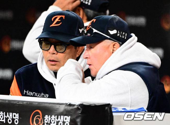 한화가 보상선수 고르는 날 오다니…이범호 보낸 후 무려 15년 만, 어떤 선택 내릴까