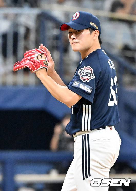 21살에 연봉 2.2억 대박, 그런데 왜 웃지 못했나…블론세이브 1위→성숙해진 신인왕 “올해 무조건 줄인다”