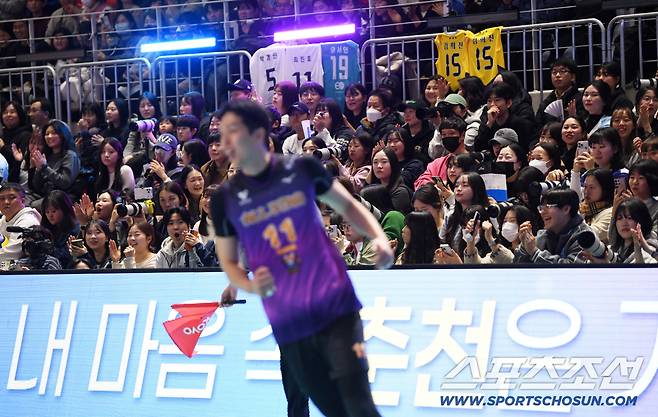 화사-박정민 저리 가라, 이다현-강성형이 더 슬펐다...1년을 기다린 춘천 올스타전, 흥겨웠던 별들의 축제 [춘천 현장]