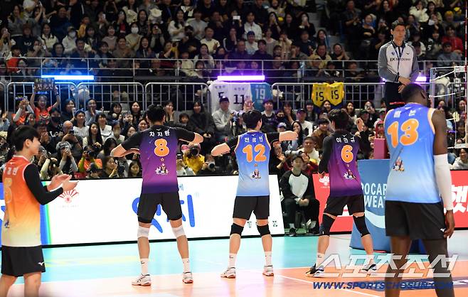 화사-박정민 저리 가라, 이다현-강성형이 더 슬펐다...1년을 기다린 춘천 올스타전, 흥겨웠던 별들의 축제 [춘천 현장]