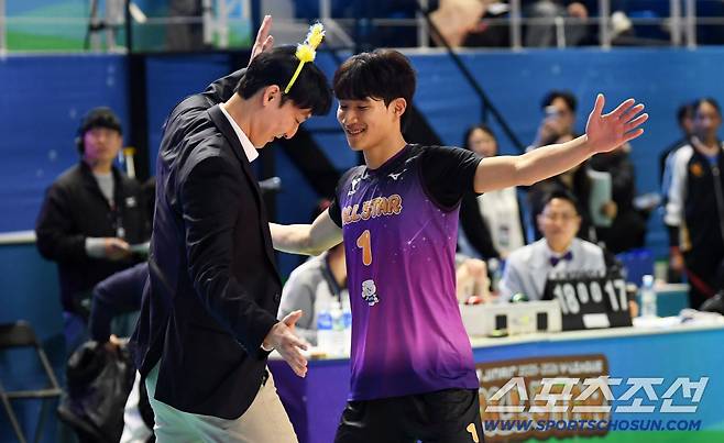 화사-박정민 저리 가라, 이다현-강성형이 더 슬펐다...1년을 기다린 춘천 올스타전, 흥겨웠던 별들의 축제 [춘천 현장]