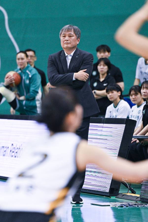 “11초 남기고 비디오 판독...이런 예의없는 판 처음 봐” 이상범 감독의 격노 [현장인터뷰]