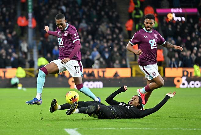 손흥민만 죽어났던 시간이었다....시어러 소신 발언