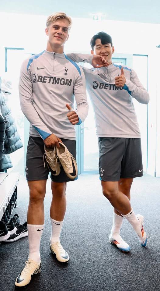 韓 들썩인 '얼굴 천재' 쓰러졌다→수술 공식발표...