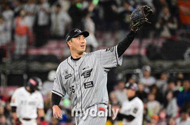 '방출→은퇴→전력분석원' 17년 한화맨 새로운 미션, 컴퓨터와 친해져라