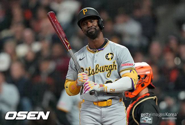 “다저스가 커쇼 이렇게 대했나?” 초대 못 받은 프랜차이즈 스타 분노 폭발, 이대로 은퇴 위기 몰리나