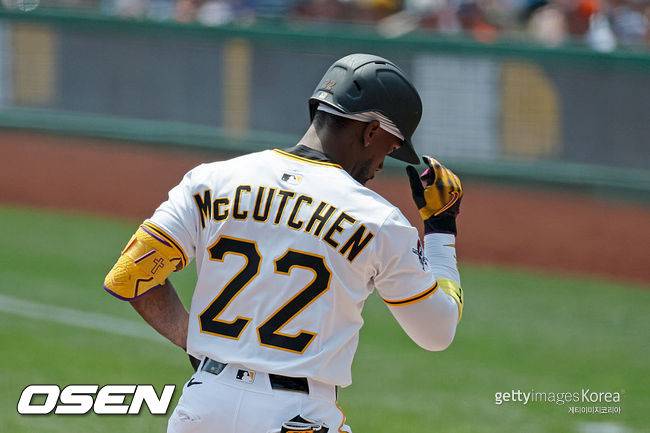 “다저스가 커쇼 이렇게 대했나?” 초대 못 받은 프랜차이즈 스타 분노 폭발, 이대로 은퇴 위기 몰리나