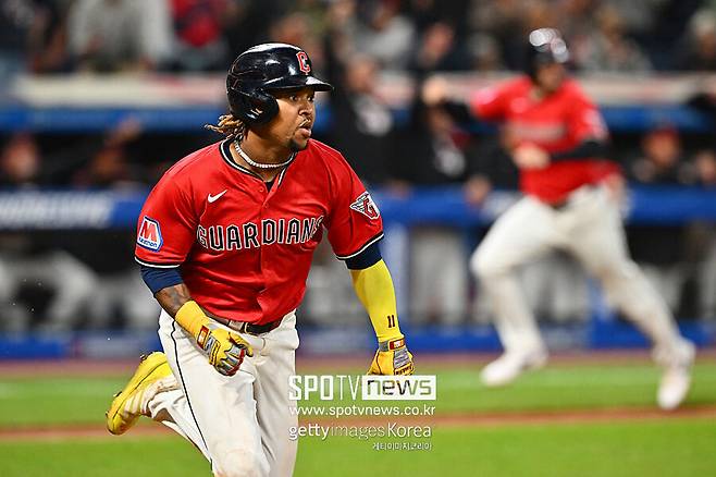 50살에 144억 받는다…'총액 2521억' 초대형 계약, 다저스처럼 계약했다