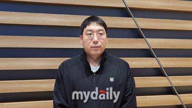 김현수 공백을 '외야 19G' 내야수로 메꾸다니? 훈련 비중 66% 개조 프로젝트 돌입…