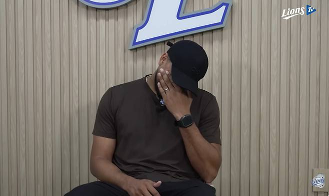 '삼성 KS 영웅 → 눈물의 퇴출' 다시 마운드에 선다