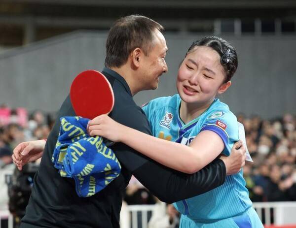 '삐약이' 신유빈 상대 압도적 우위, 17세 日 탁구 초신성...일본 무대 제패→끝내 눈물