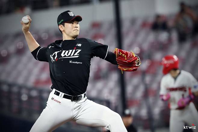 2차 드래프트 대어는 왜 캠프에서 사라졌을까… 장기적 결단 있었다, 아쉽지만 인내한다