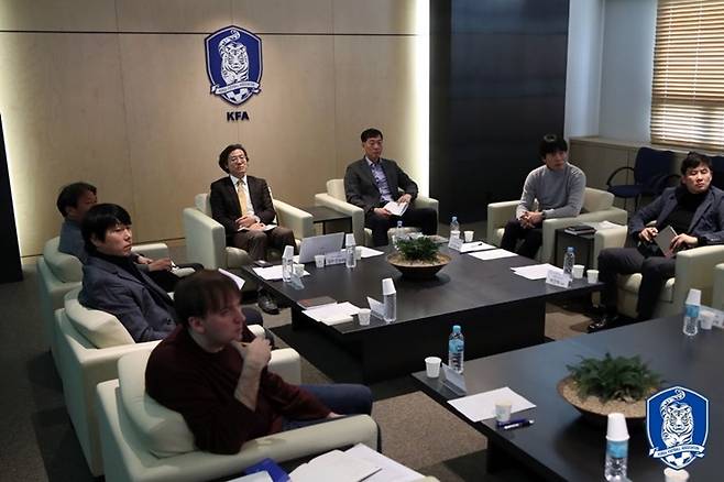 '전격 경질' 사례 있었다, '아시안컵 부진' 이민성 감독 거취 '기로'