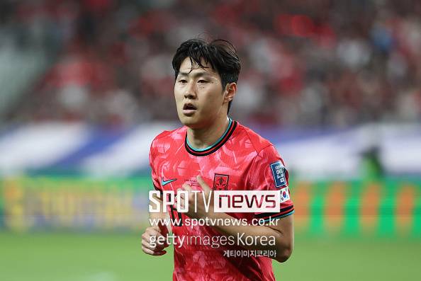 '앗 일본에 또 졌다' 손흥민-이강인-김민재 韓 고작 3명...AFC 올해의 팀, 日 5명 배출