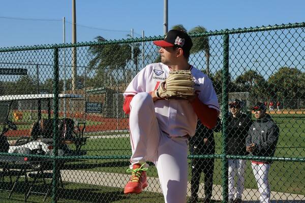 첫 피칭이라 가볍게 던졌는데 이런 구위가...포수 이지영-경헌호 코치 대만족, SSG 베니지아노 대물일세