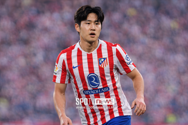 韓 축구 '난리 났다'…토트넘-아틀레티코에서 뛰는 이강인 못 본다…'파리 지옥' 만든 엔리케 감독 종신 재계약 유력