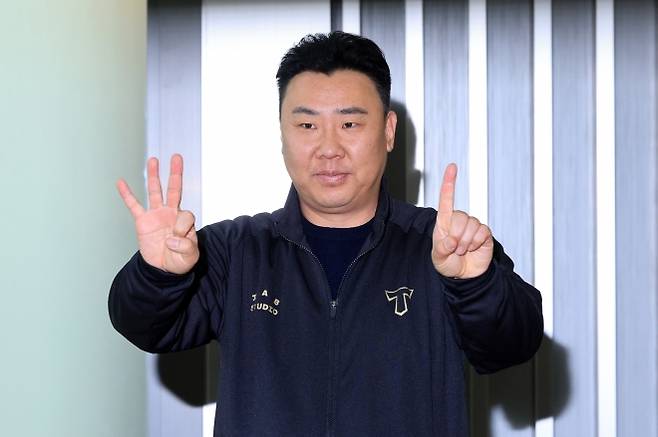 이런 일은 15년 만이라…김범수 떠난 한화 마지막까지 고민한다