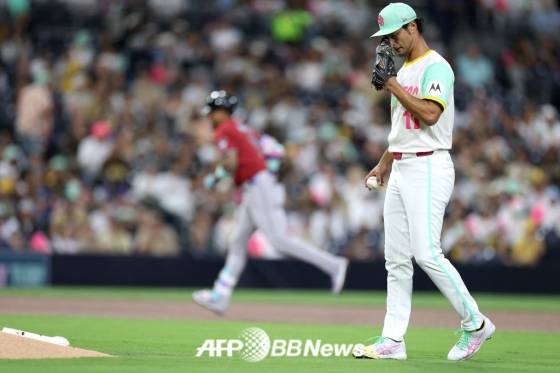 '韓 팬들에 최고의 호감'→결국 日 대표팀 전격 합류한다, 단 선수로 뛰는 건 아니다