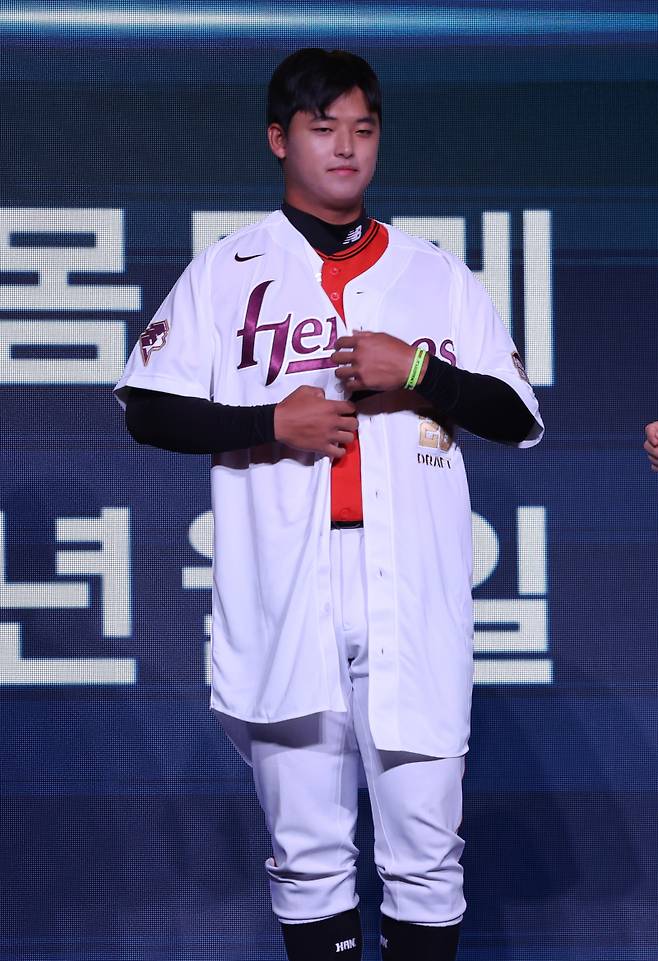 '학폭 논란' 박준현, 비로소 공식 입장 발표...