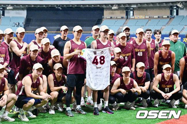 LG 선택한 웰스, 왜 키움 제안 거절했나, “강팀에서 뛰고 싶었고, 한국시리즈 우승 하고 싶다”