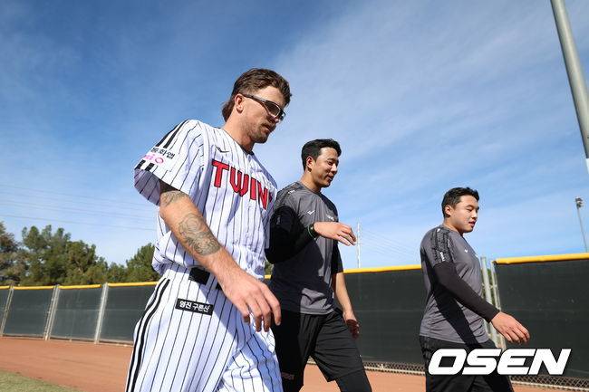 LG 선택한 웰스, 왜 키움 제안 거절했나, “강팀에서 뛰고 싶었고, 한국시리즈 우승 하고 싶다”