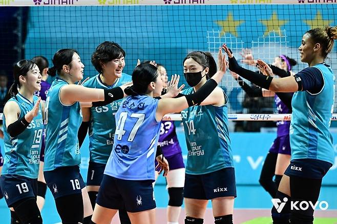 졸전→대역전! 역대급 드라마 썼다…GS칼텍스, 흥국생명에 리버스 스윕승+6연승 저지 성공!