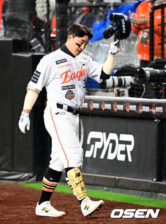 KIA가 얼마나 잘 묶었길래, 한화는 외야수 아닌 투수 유망주 선택…손아섭 기다림의 나날도 끝날까