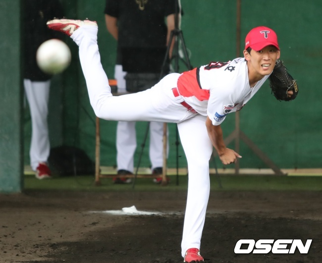 왜 KIA는 ‘153km’ 4라운드 파이어볼러 보호하지 않았을까, ‘80억 FA’ 보상선수 3라운드 선발 유망주 있잖아