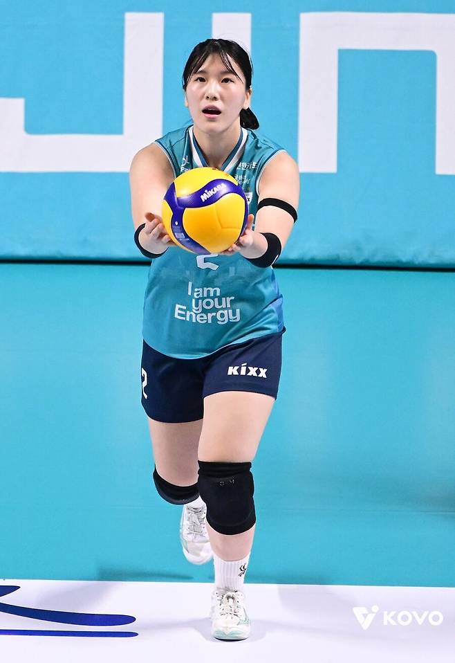 고교 졸업식도 안 한 신인이 일냈다…역전 드라마 '일등 공신' 김효임