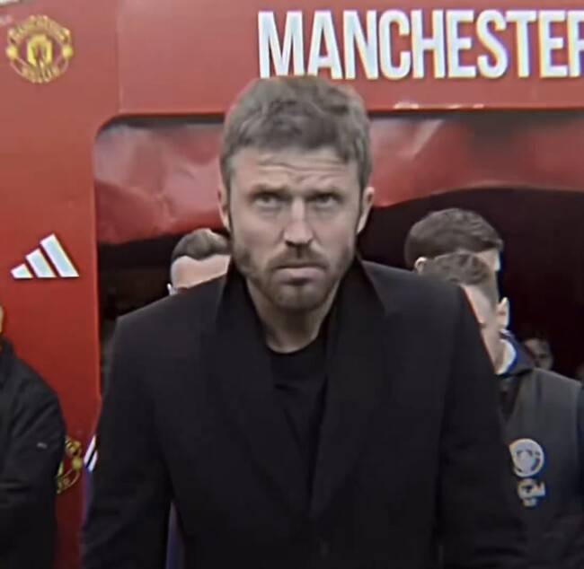 맨체스터 유나이티드 결단 내렸다…‘캐릭 성적과 관계없이 차기 감독 면접 진행’