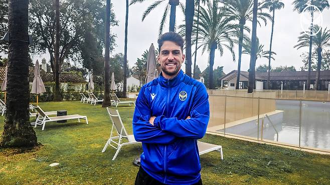 [오피셜]비야레알이 공들여 키운 센터백, 대한민국 인천 전격 상륙…'이케르 동료+스페인 출신' 후안 페르난데스 1년 임대